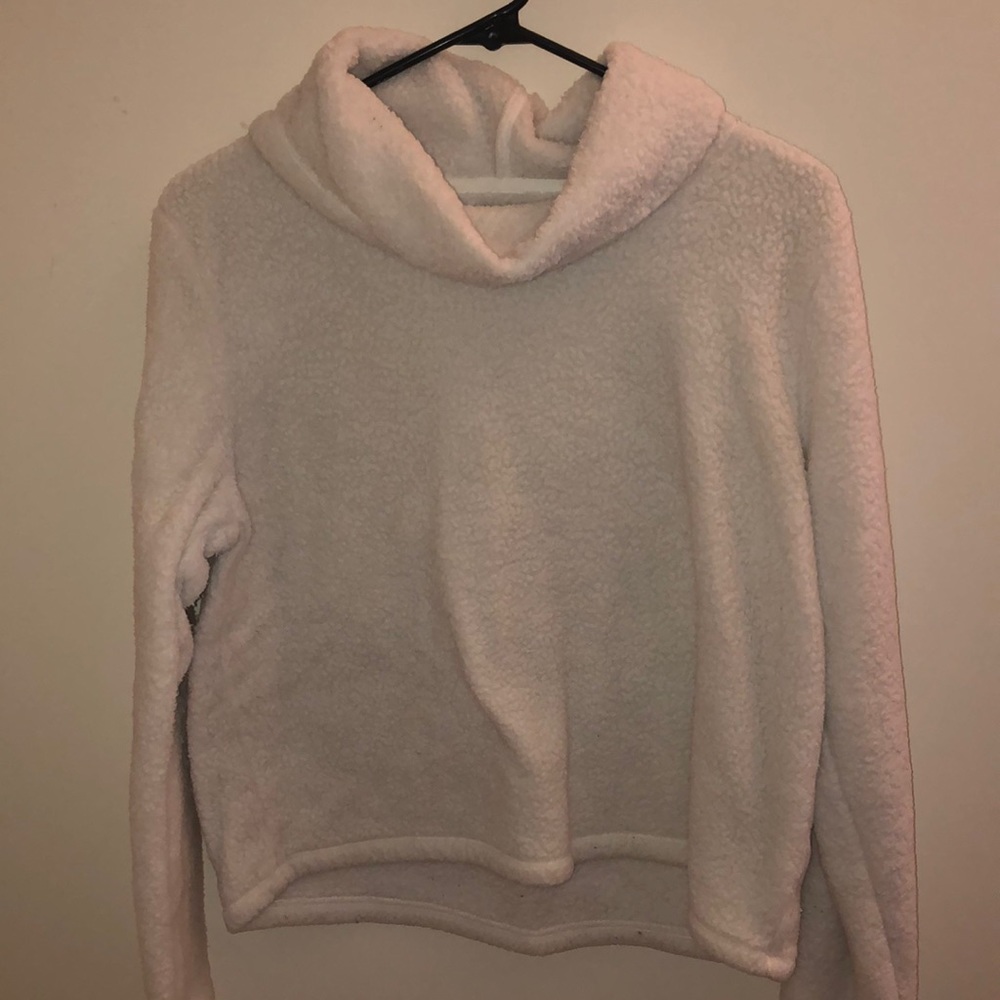 aerie white turtleneck fuzzy sweater